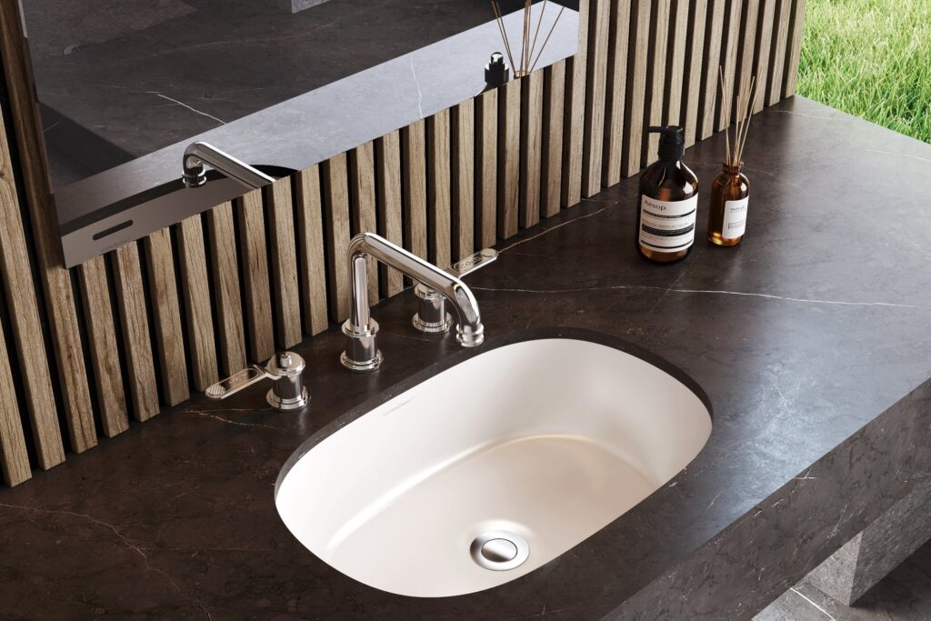 製品詳細：Perrin & Roweの「アームストロング（Armstrong）」3ホール洗面用水栓。[型番：3606]