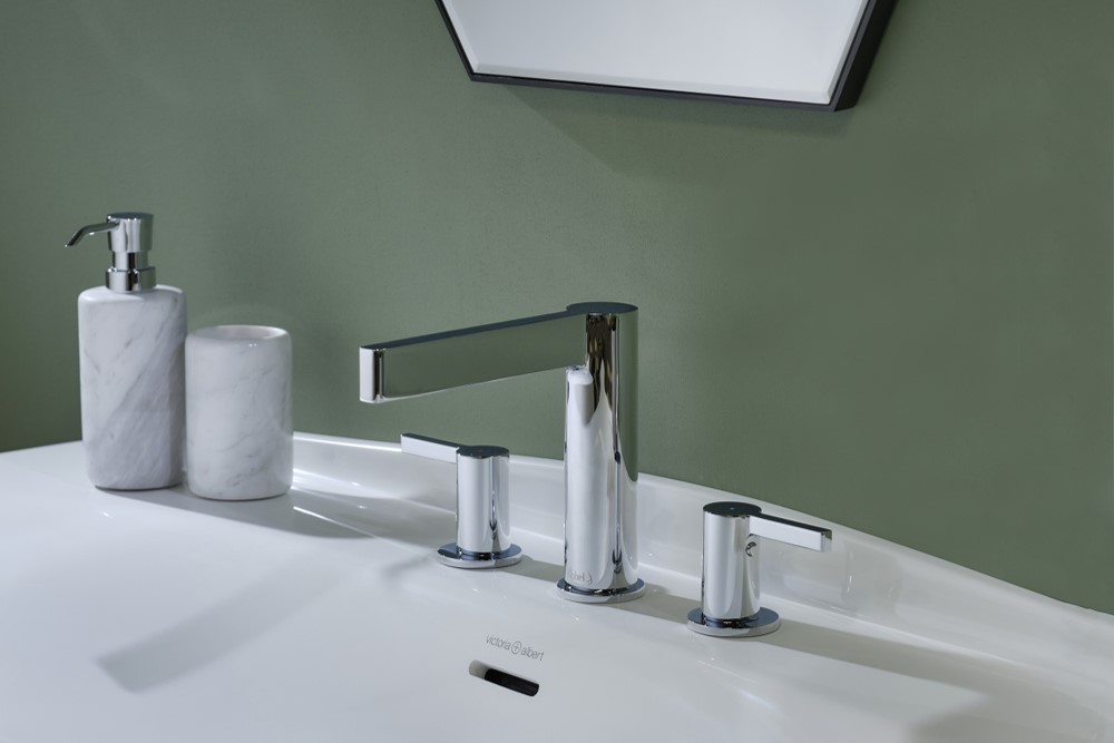 製品詳細：3つのエレメントが独立した幾何学美を見せるParadoxシリーズの洗面用水栓。クラシックな構成を現代のエンジニアリングで再解釈した知的なデザイン。